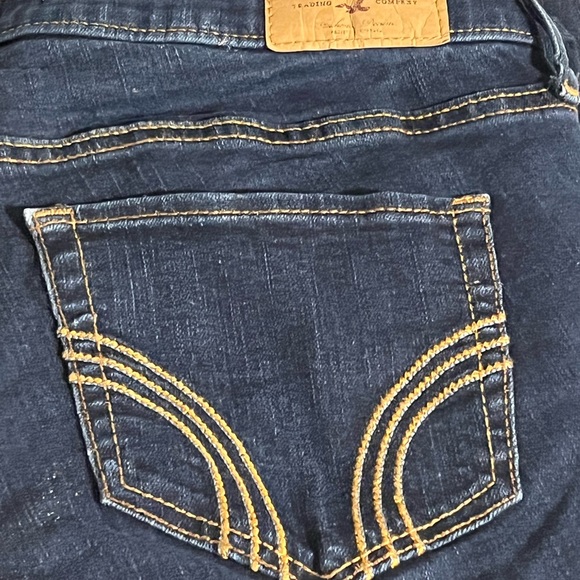 Hollister jeans - Picture 2 of 3